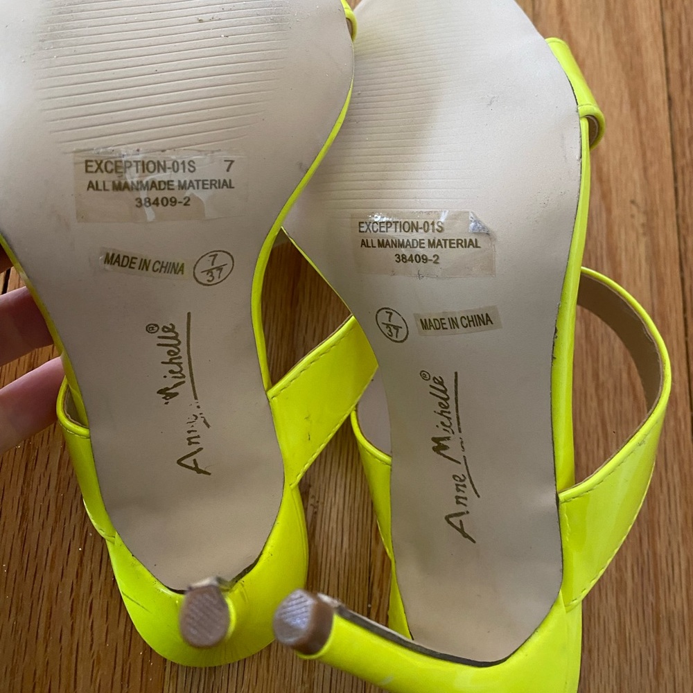 Neon Heels - Picture 3 of 4